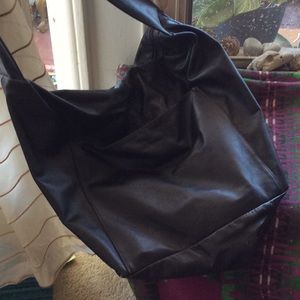 Oversized vintage leather shoulder bag